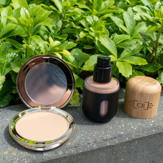 foundation compact powder set sustainable vegan makeup